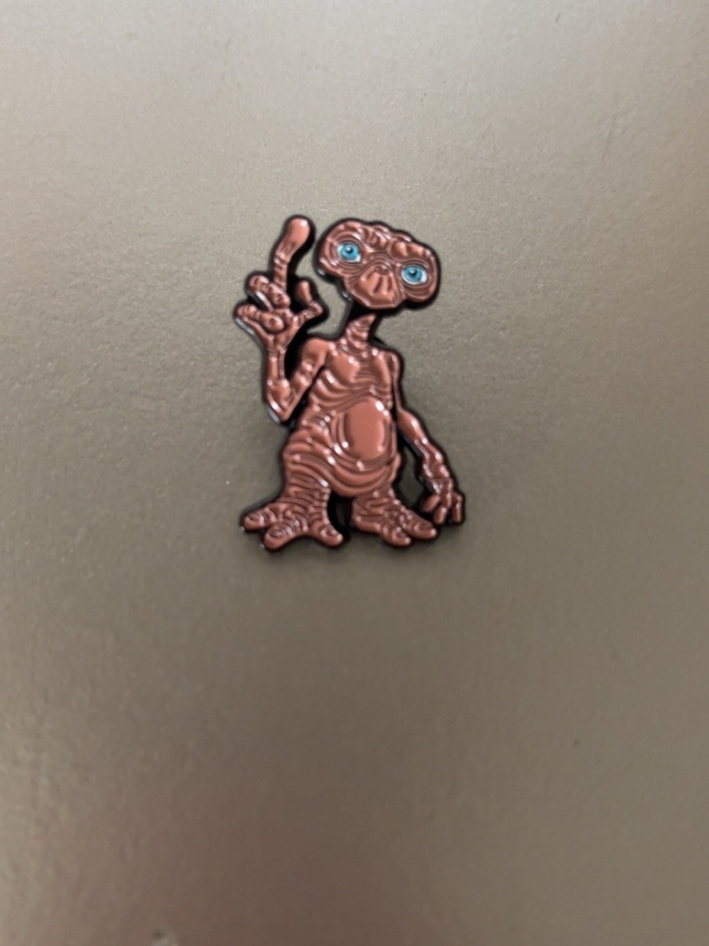 Vintage E.T. Enamel Pin - Copper with Blue Eyes